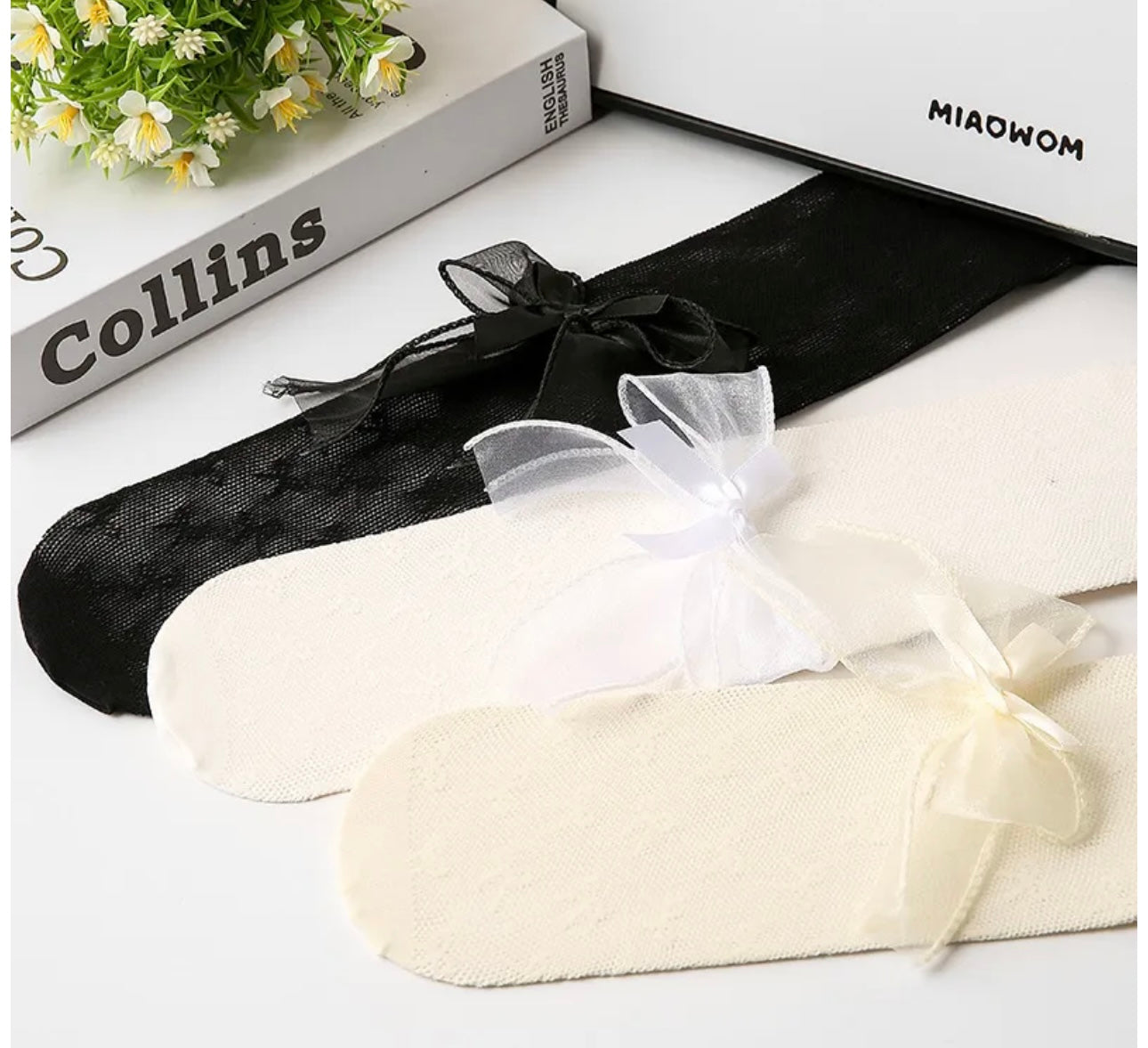 Scissor Print Pantyhose Stocking (Black)