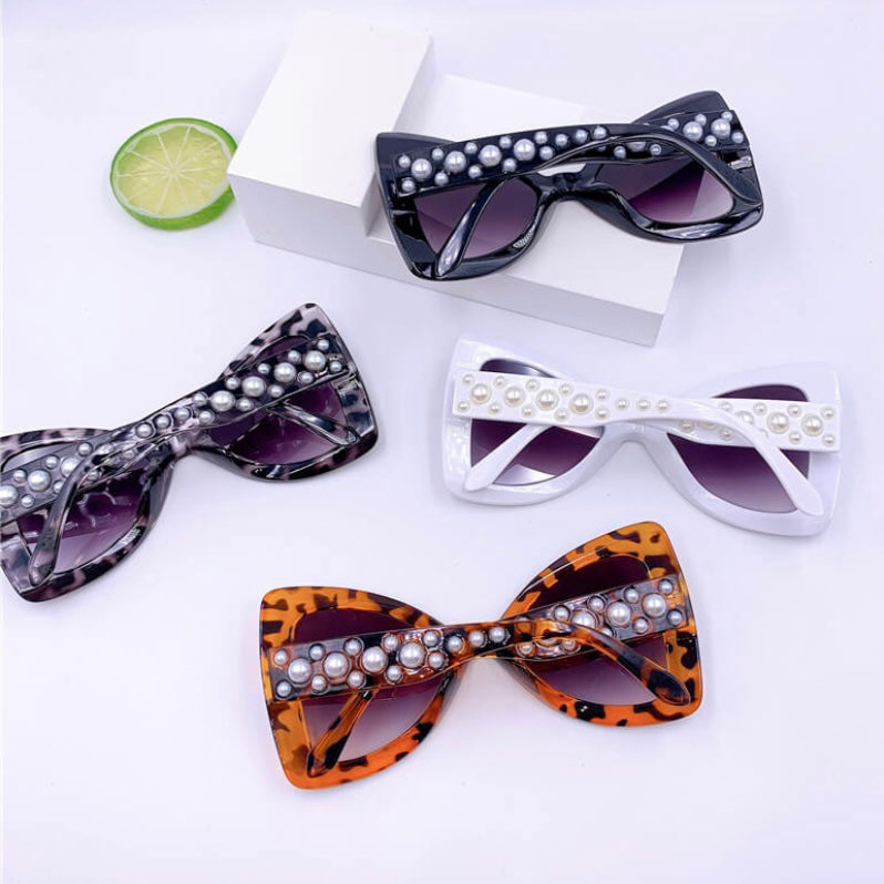 Bow sunglasses with pearls