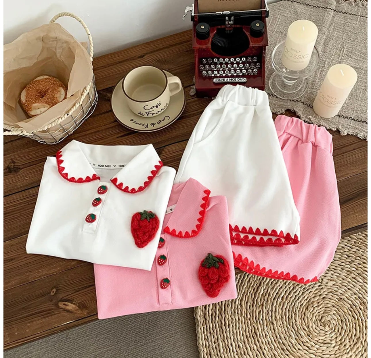 Strawberry Cord (White)