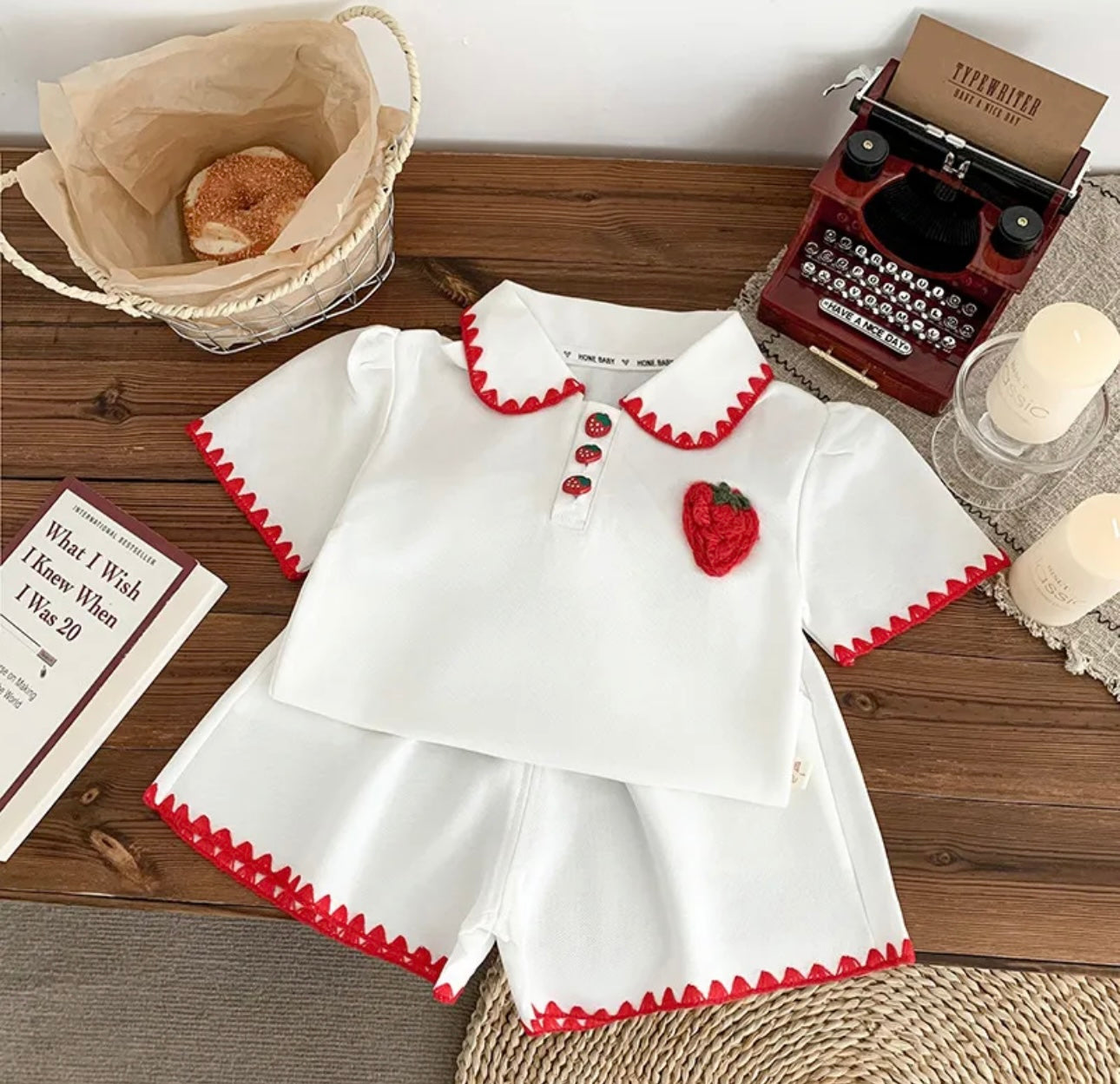 Strawberry Cord (White)