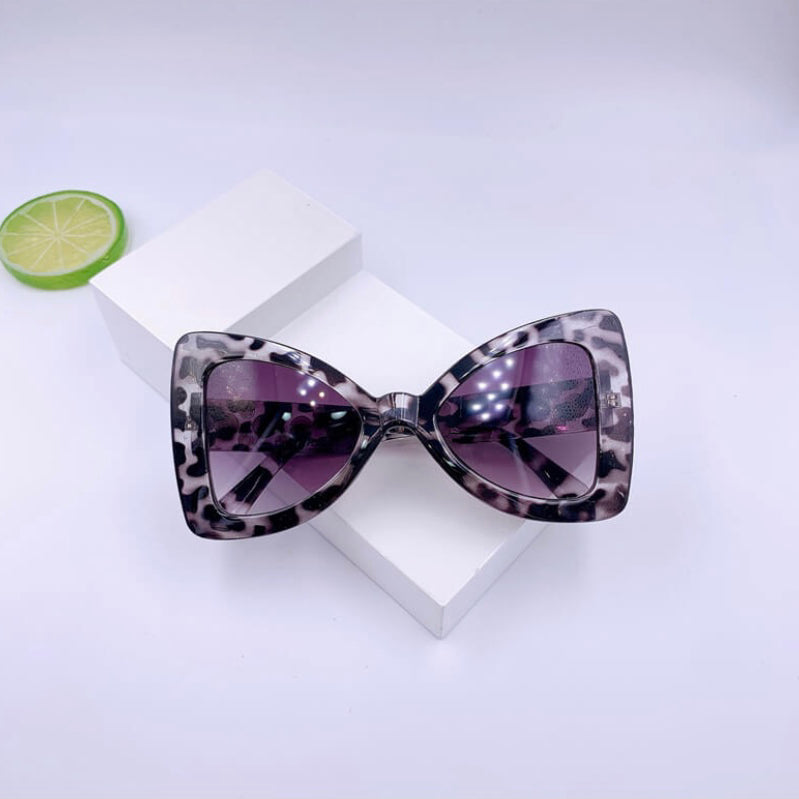 Bow sunglasses with pearls